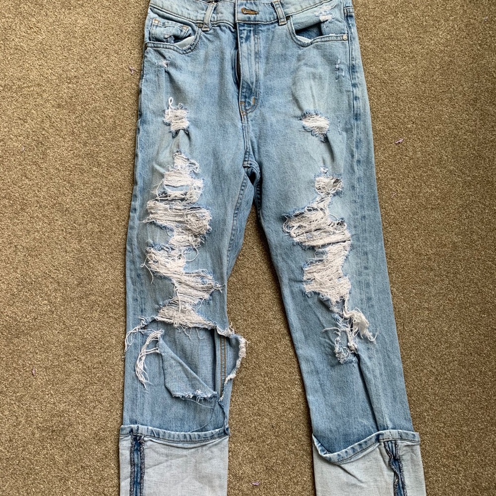 Revise uptown cropped distressed boyfriend jeans